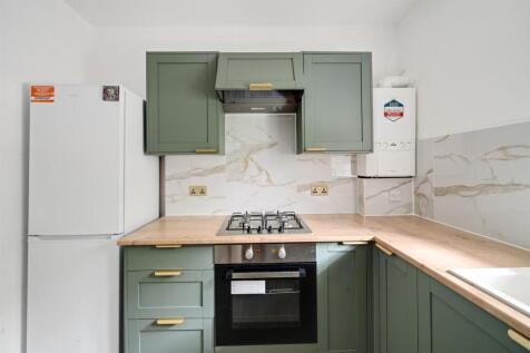 Falmouth Road, London photo 3