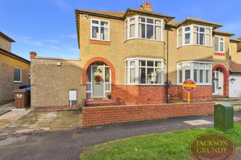 Lynton Avenue