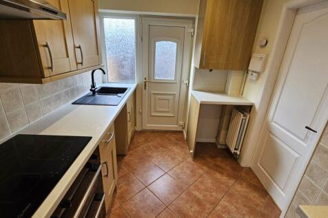 Gray Court, Leeds, LS15 9AS photo 3