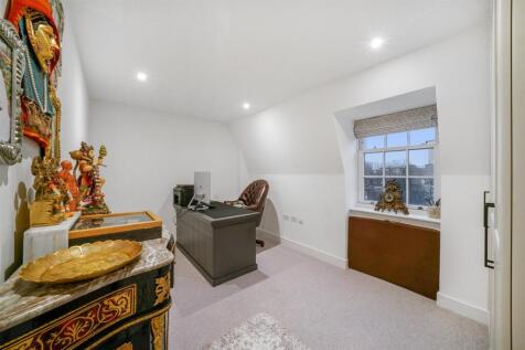 23 Garland Court, Lisgar Terrace - LwLx8ZpBgJervTK