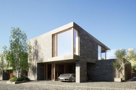 Front View / Parking