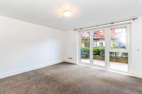 Wadbrook Street, Kingston upon Thames, KT1 photo 4