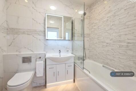 Percy Road, London, W12 photo 3