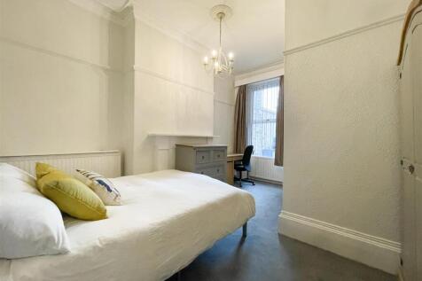 Flat 2_-4.jpg