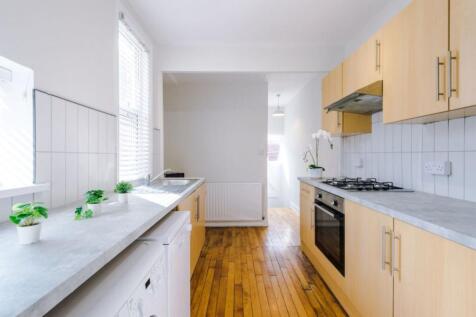 53ST - Kitchen
