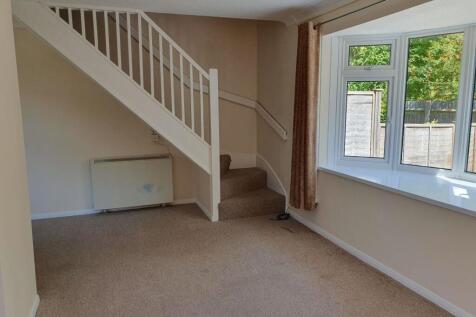 Charlton Place, Newbury photo 3