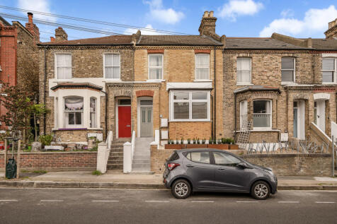 London, SE15 - property photo