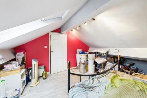 CAM05192G0-PR0167-STILL043