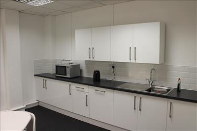 Office to rent Image 7