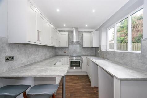 52 DEMSTER AVENUE5.jpg