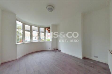 1-bed flat on Elms Court, Wembley, Middlesex, HA0, £1,700/mo