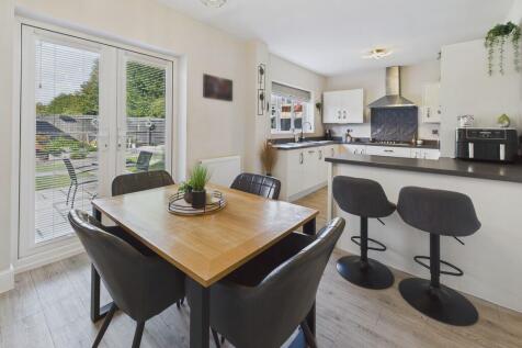 CAM04273G0-PR0192...