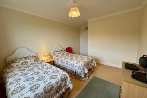 PHOTO-2025-08-12-06-55-38 (8).jpg