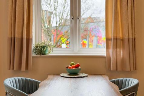 Lounge Dining Room