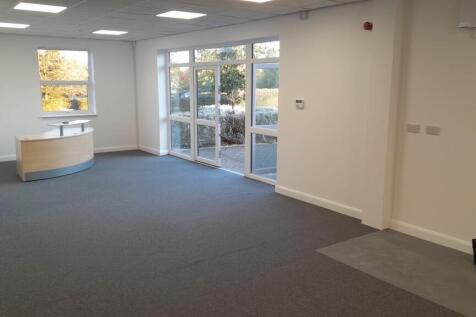 Commercial Property to rent Image 5