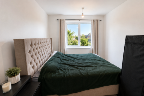 Lenton Bedroom