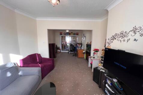 The Warren, Hounslow photo 3