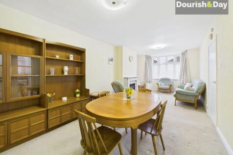 Living / Dining Room