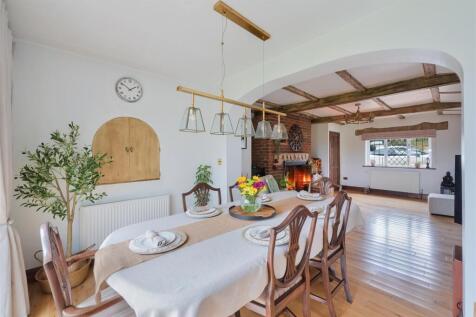 WOODPLACE LANE, 76  (9).jpg