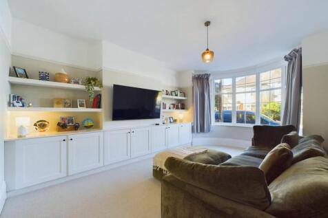 Lounge: