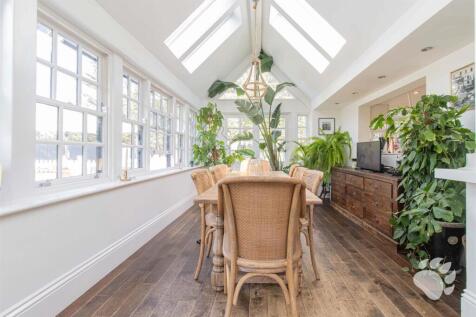 Kitchen / Family Room