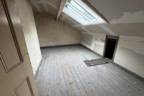 High Street, Cheadle photo 5