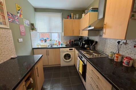 Windmill Avenue, Birstall, LE4 photo 3