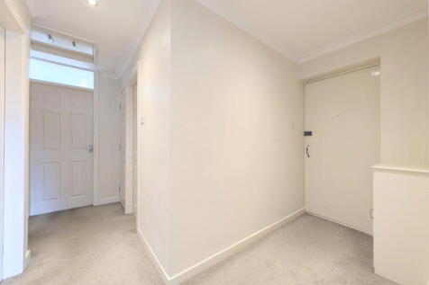 To Let - Salford Court, Salford Road, Ainsdale, PR8 - Two Bedroom First Floor Apt photo 4