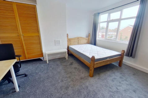 Hessle-Avenue-11182021144402.jpg