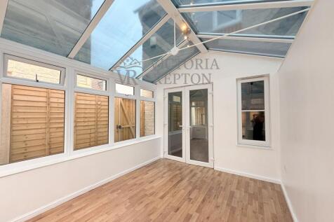 Station Court, Kingswood, BS15 photo 3