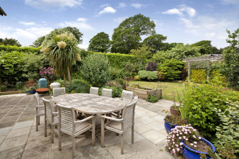 SwallowfieldHouse20230612899186