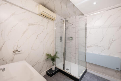 The Private Realtor-17 Ovington Mews-8_Lo