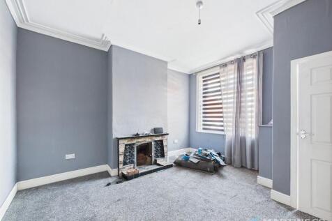 Aintree Road, Blackpool photo 3