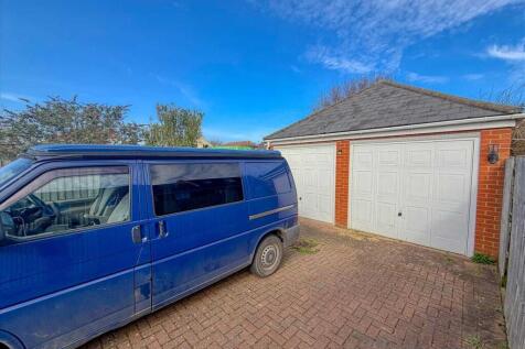 Garage &amp; Off
