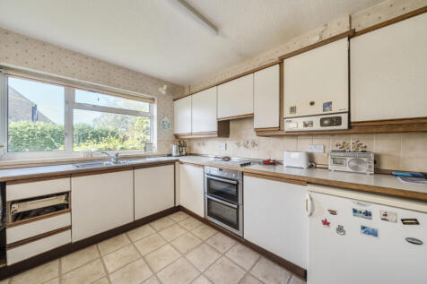 1327562-11-6883bd...