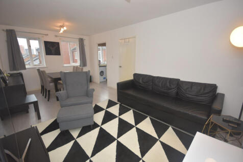 Stretford Road, Manchester, Hulme, M15 5TP photo 3