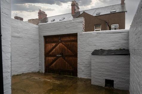 19 Cross Street (1 of 14).jpg