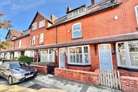 Sale, M33 - property photo
