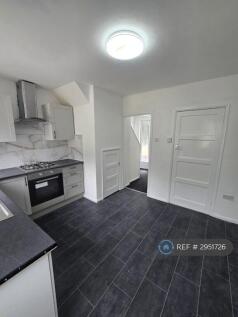 Bannister Drive, Leyland, PR25 photo 5