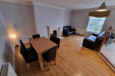 Flat 4 ,3 Clarendon Square, Leamington Spa photo 3