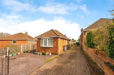 Solihull, B90 - property photo