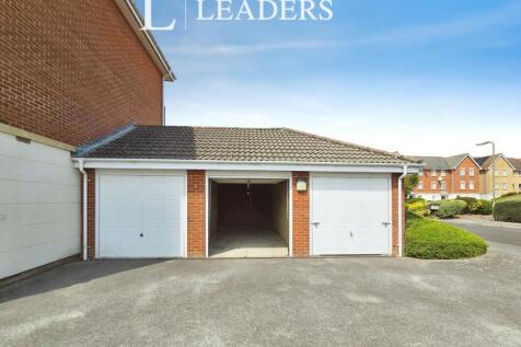 Middle Garage