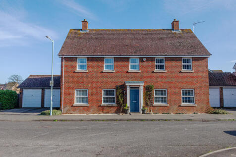 5 Bedroom Detached for Sale