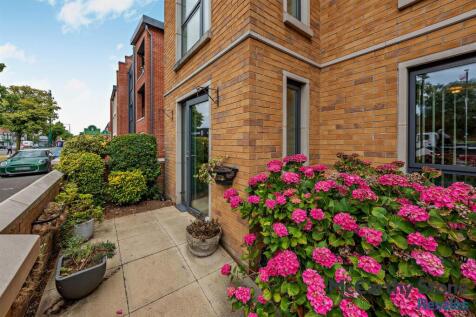 8697476-exterior03-800.jpg
