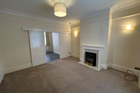 Amblerthorne, Birkenshaw, Bradford, West Yorkshire, BD11 photo 3