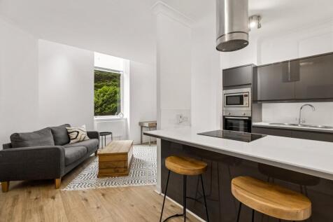 Living/Kitchen