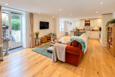 St. Augustines Road, Ramsgate, Kent, CT11 photo 3