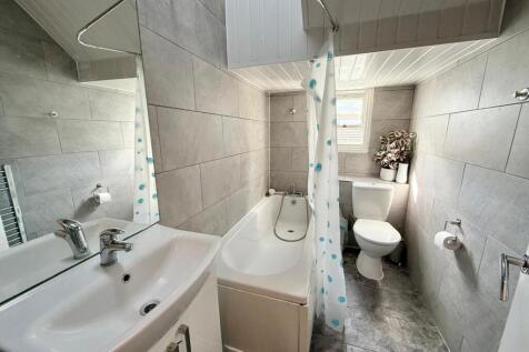 1 bed flat to rent Southgate Road, London N1
