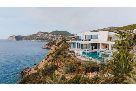 Frontline_Seaview_Villa