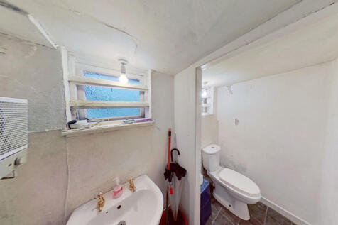 22 Queen Street, Newton Stewart - Williamson and H